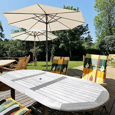 Five-bedroom Holiday In 2 Vejby